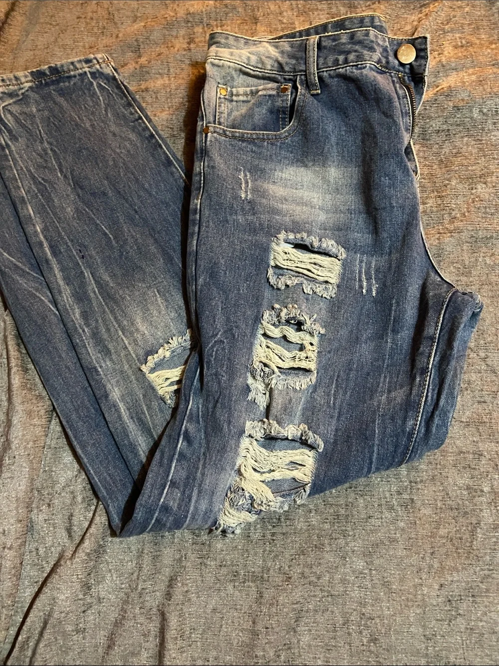 Slim Straight Men's Denim Jeans in Faded Blue